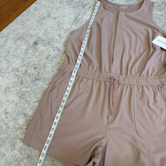 NWT Athleta Farallon Romper 1X Latte Mocha - Picture 8 of 13
